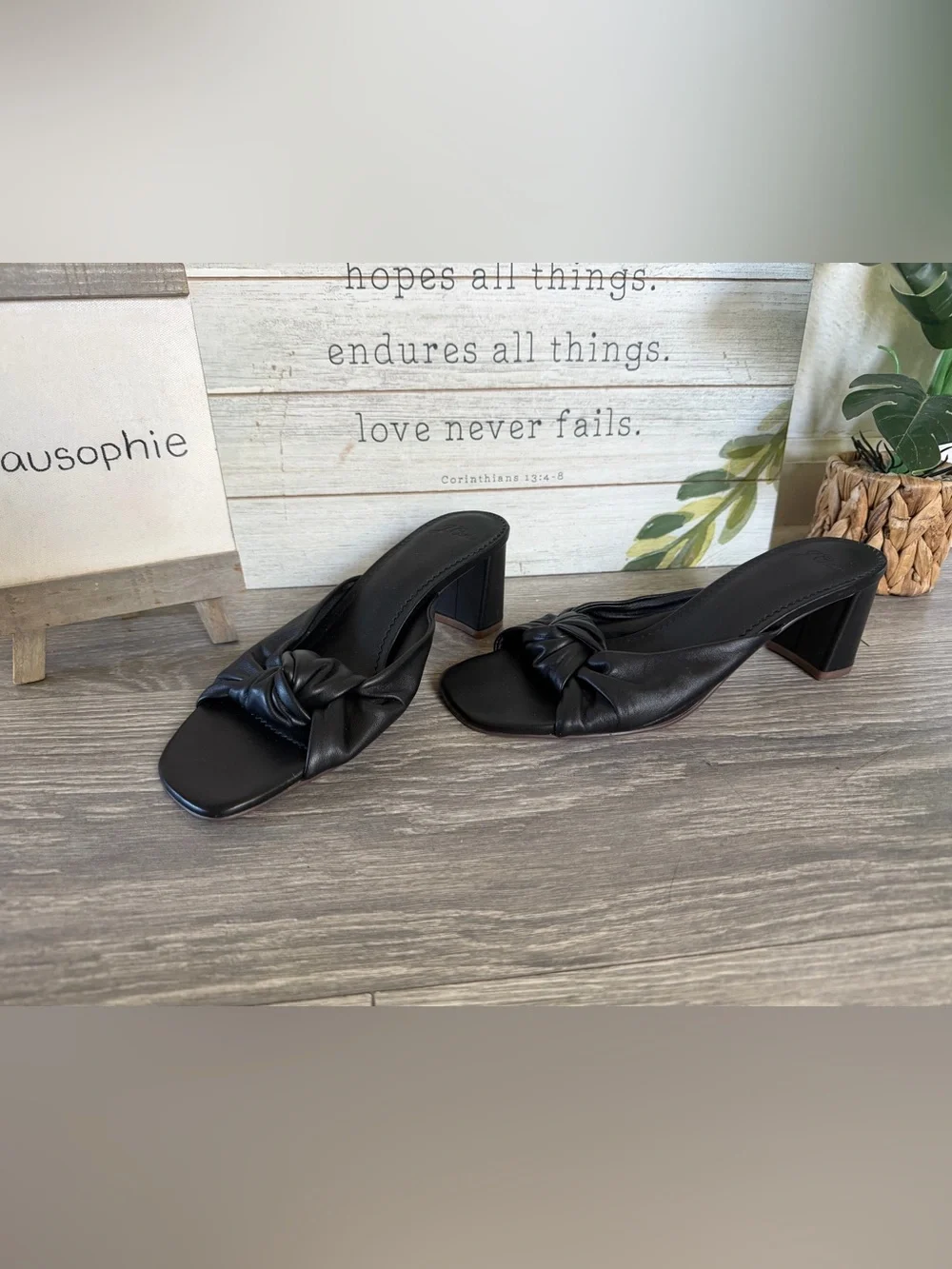 J. Crew Knotted Block Heel Slide Sandals in Black Leather. Size 7